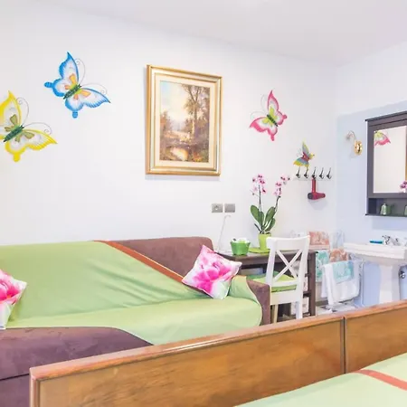 Apartment In Centro Castello, Pichea, Stivo *
